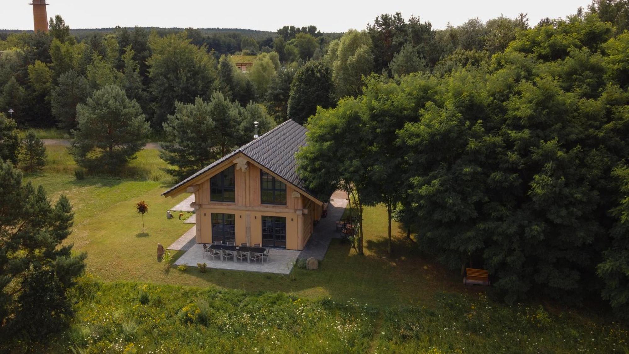 Hébergement de vacances Wunderschoenes Blockhaus Direkt Am Fuer 10 Pax
